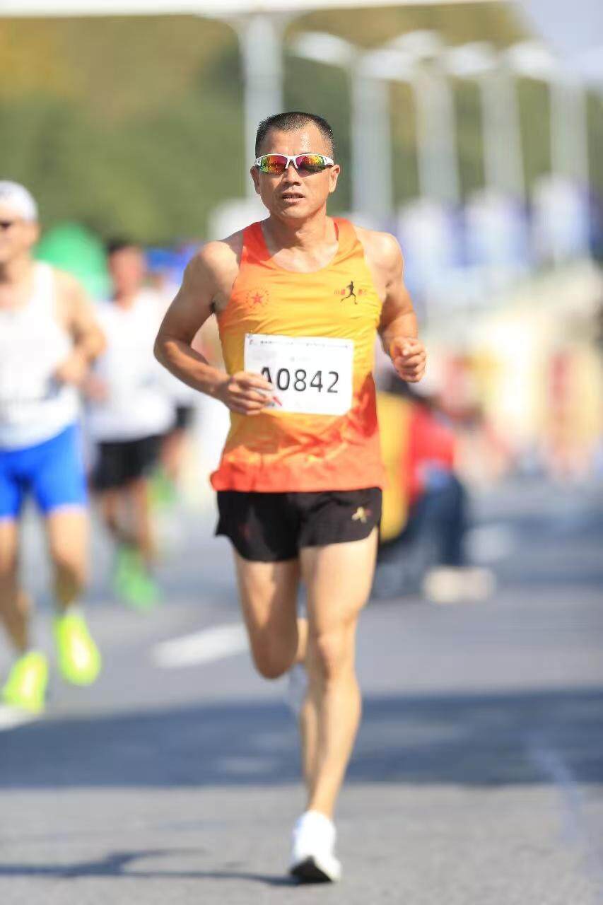 部分素材由, 和发展 部分素材由, 和发展