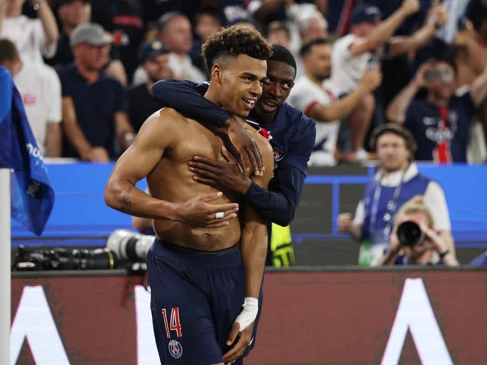 梅开二度 梅开二度