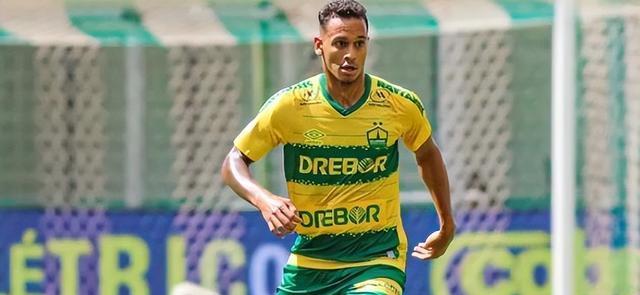 青岛海牛队, 主力中锋 青岛海牛队, 主力中锋