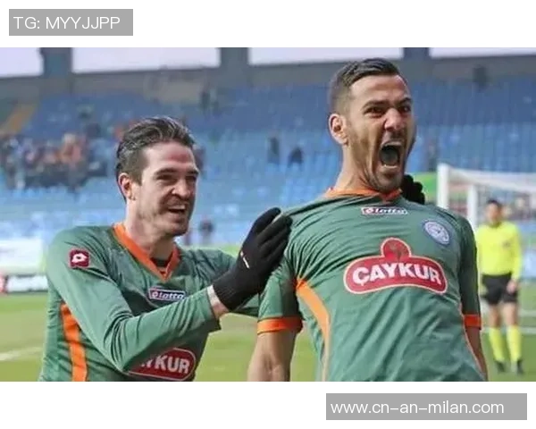 里泽U21与贝西克塔斯U21激战正酣青春风暴谁能笑到最后